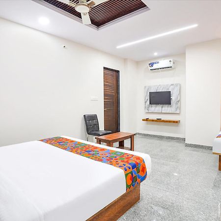 Fabhotel Platinum Palace - Nr Magadi Main Road 벵갈루루 외부 사진