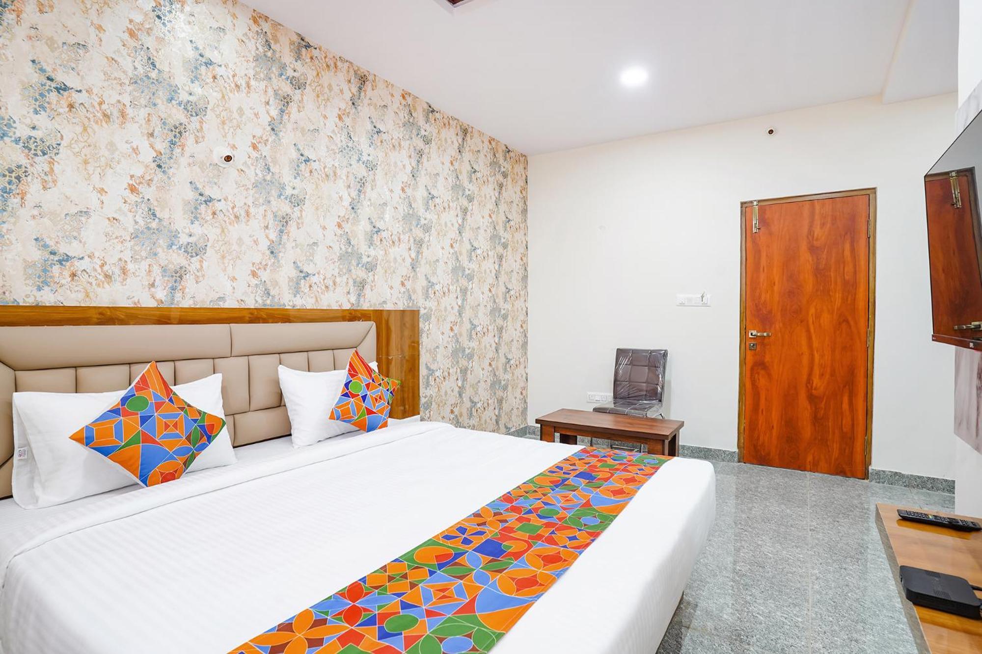 Fabhotel Platinum Palace - Nr Magadi Main Road 벵갈루루 외부 사진